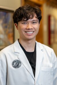 Head shot for Dr. Vincent Huang of Dental Depot DFW.